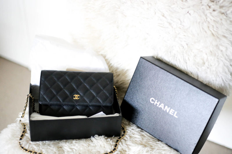 CHANEL CARD HOLDER ON CHAIN Unboxing + Review Includes What Fit's Inside  It