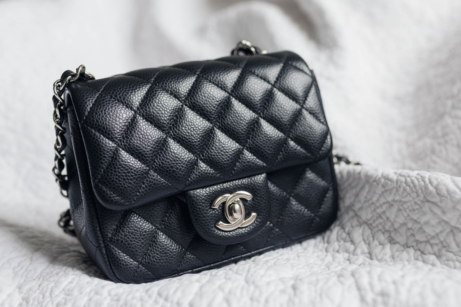 Chanel Mini Flap black caviar leather Outfit